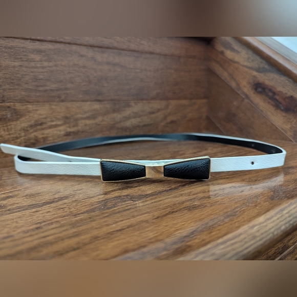 Black and White Floral Belted Dress By Coco and Tashi Size XL- 12 - Picture 13 of 15